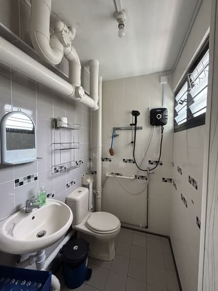 Additional image 2 of 205 Yishun Street 21