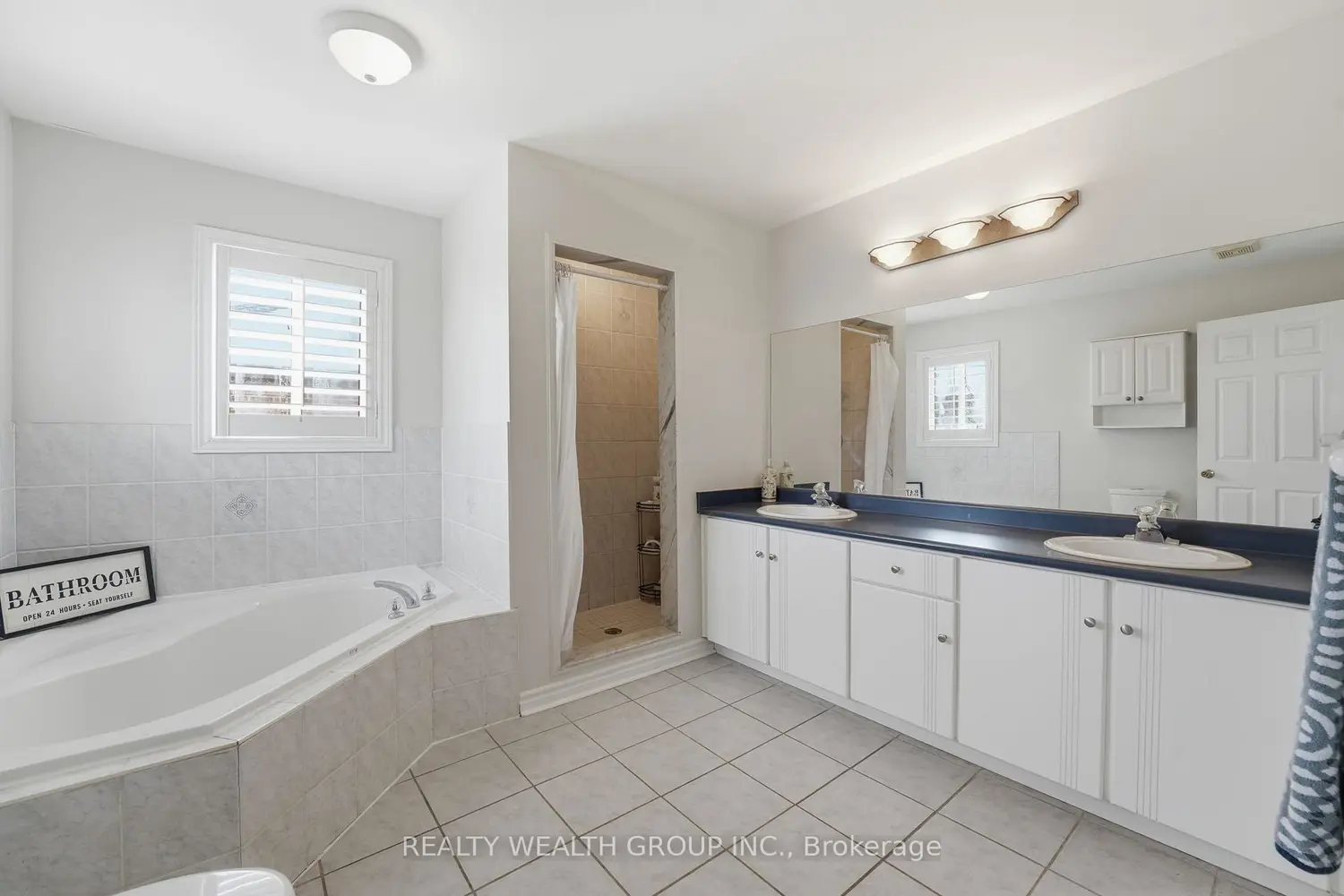 84 Bayview Avenue photo 5