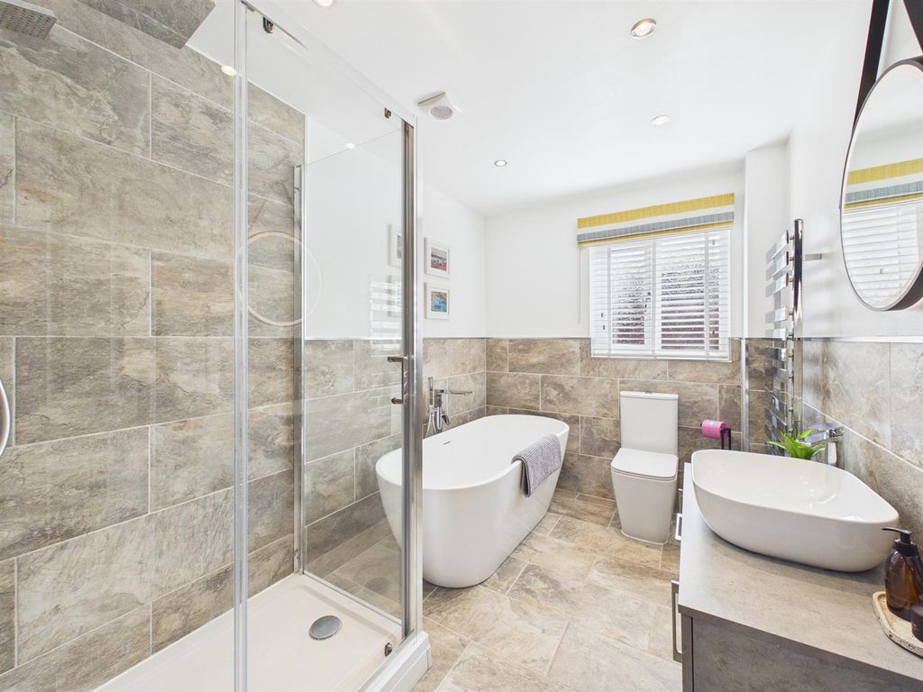 Additional image 13 of 5 bed detached house for saleSanderling Way, Porthcawl CF36