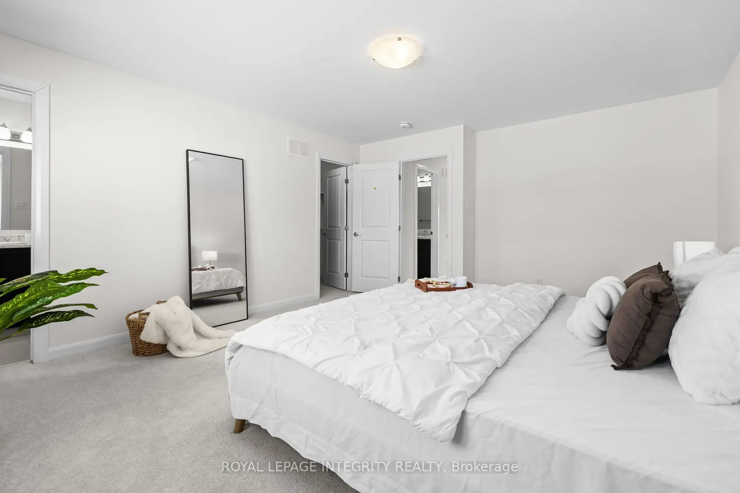 Additional image 16 of 166 Invention Boulevard