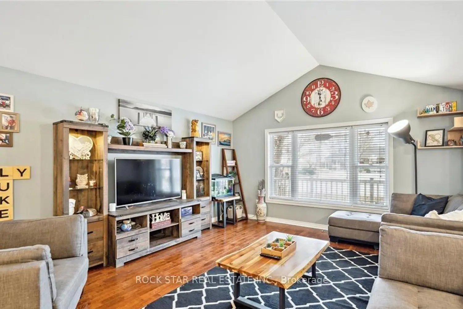 Additional image 5 of 996 Beach Boulevard