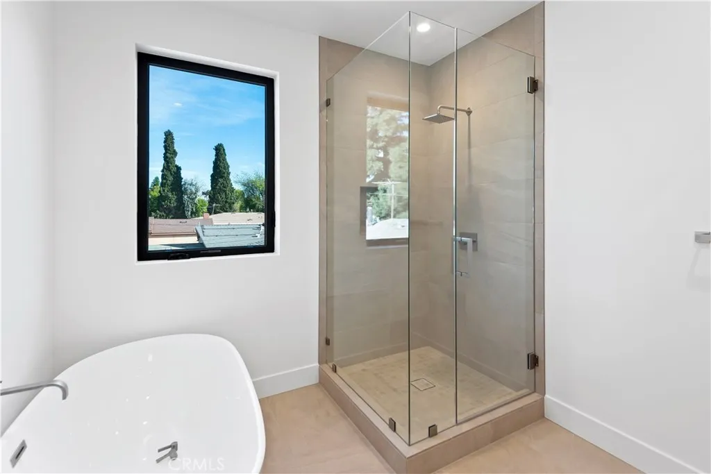 Additional image 13 of 12300 Oxnard Street Unit 3, North Hollywood, CA 91606