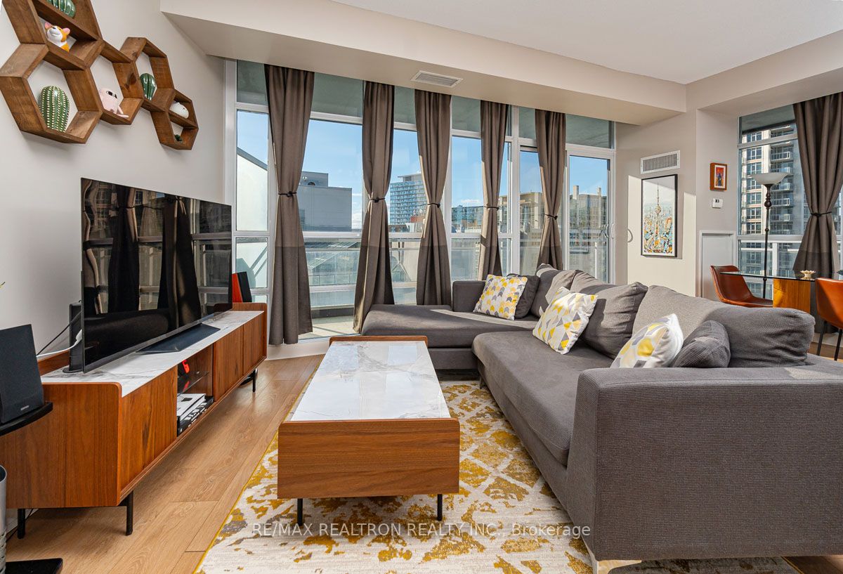 Additional image 6 of 1008-15 Bruyeres Mews, Toronto, ON, M5V 0A7
