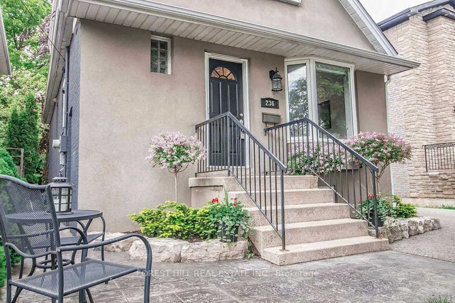 Additional image 3 of 16 Anson Avenue, Toronto