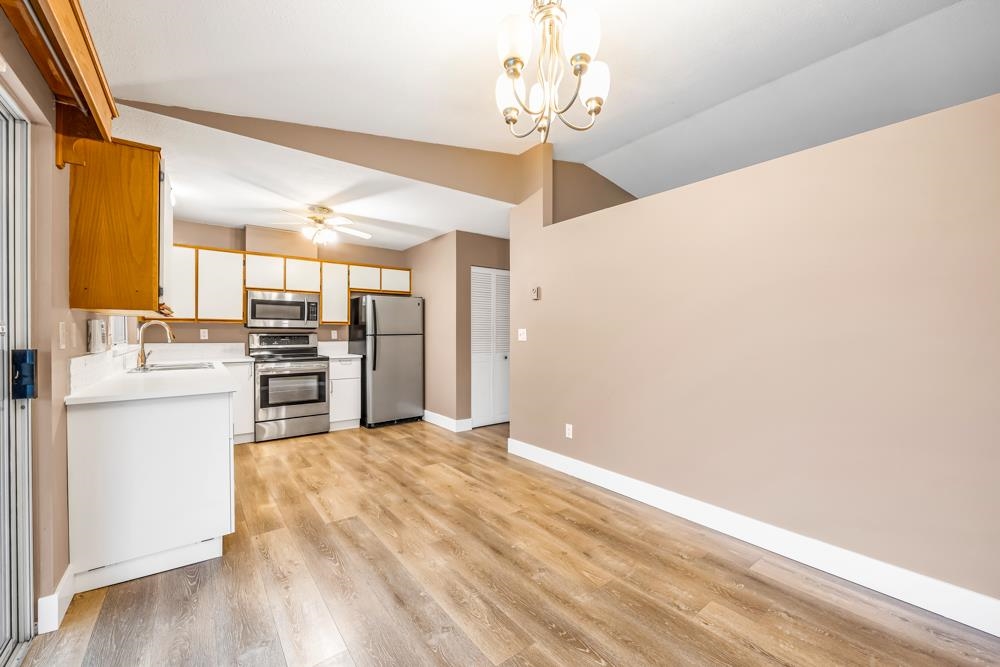 Additional image 6 of 11987 Hawthorne Street, Maple Ridge, BC, V2X 6V5