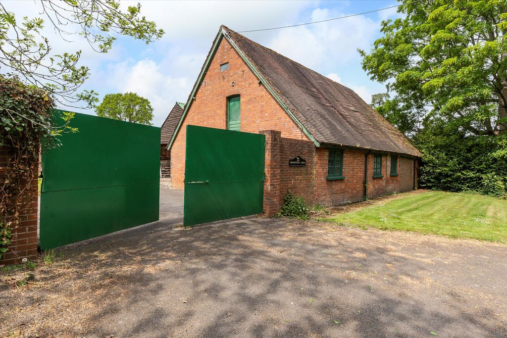Additional image 24 of 7 bed detached house for saleGuildford Road, Broadbridge Heath, Horsham, West Sussex RH12