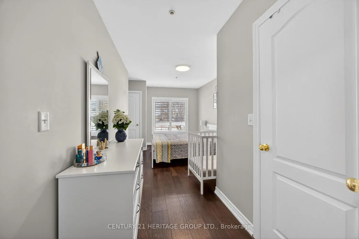 Additional image 11 of 112 Simcoe Road 214