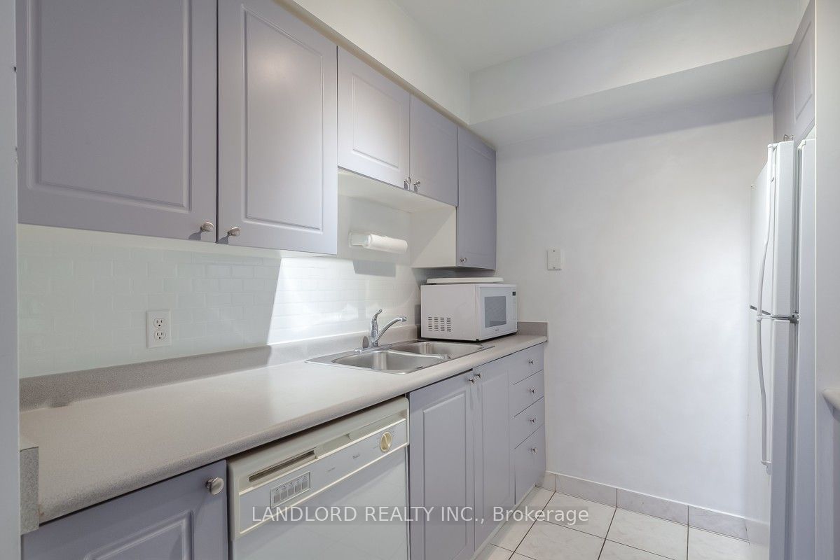 Additional image 2 of 801-256 Doris Avenue, Toronto, ON, M2N 6X8