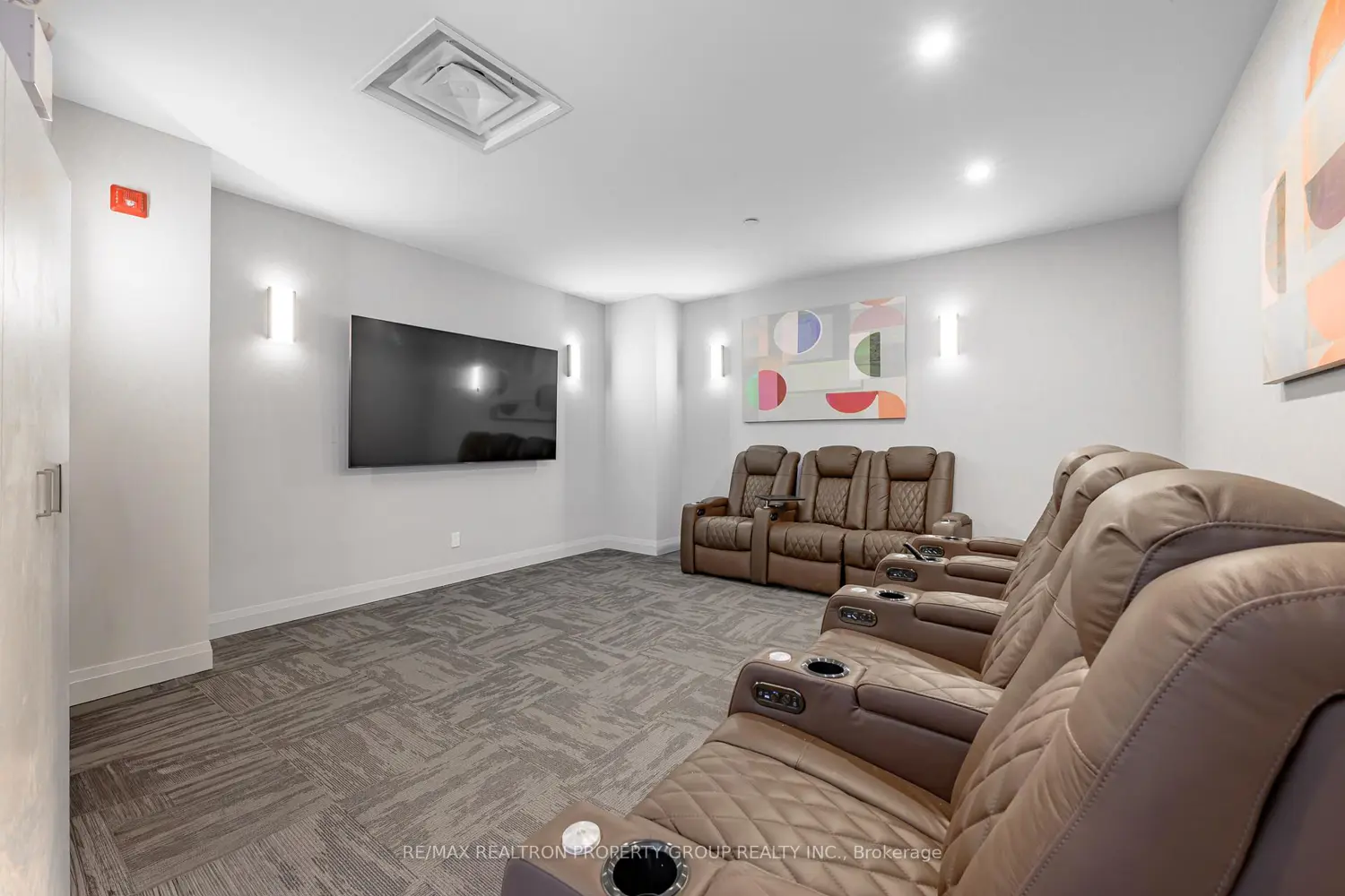 Additional image 16 of 99 Louisa Street 219