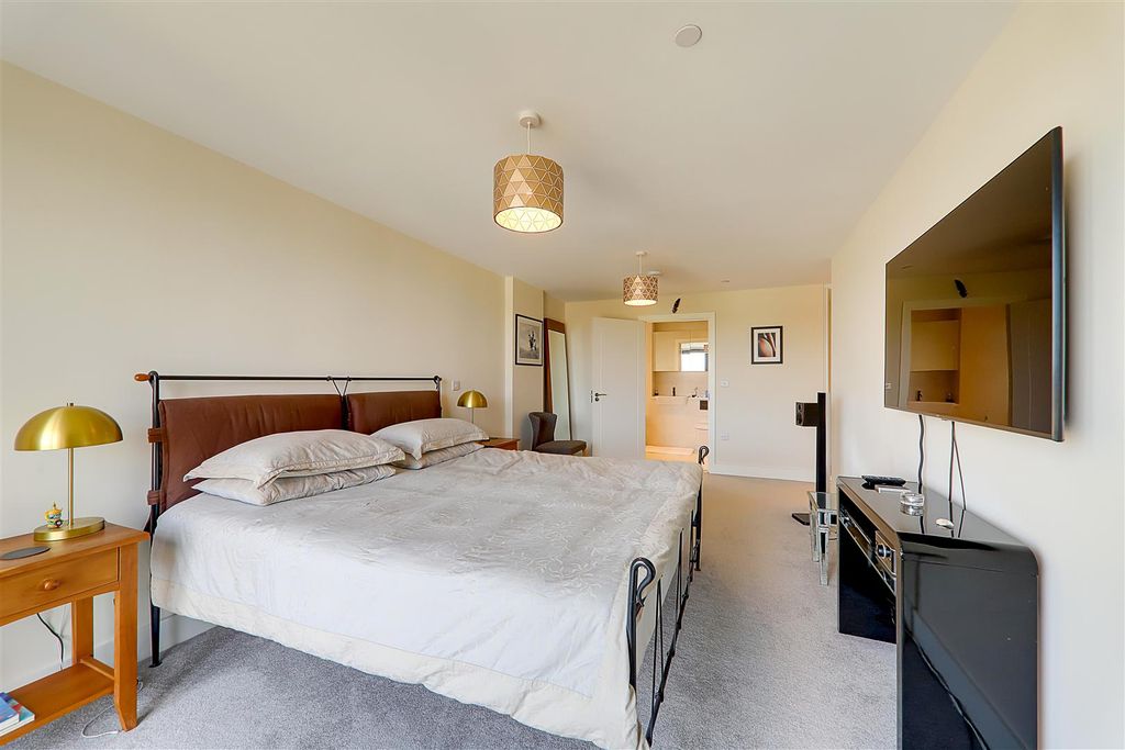 Additional image 17 of 3 bed flat for saleCalista, West Parade, Worthing BN11