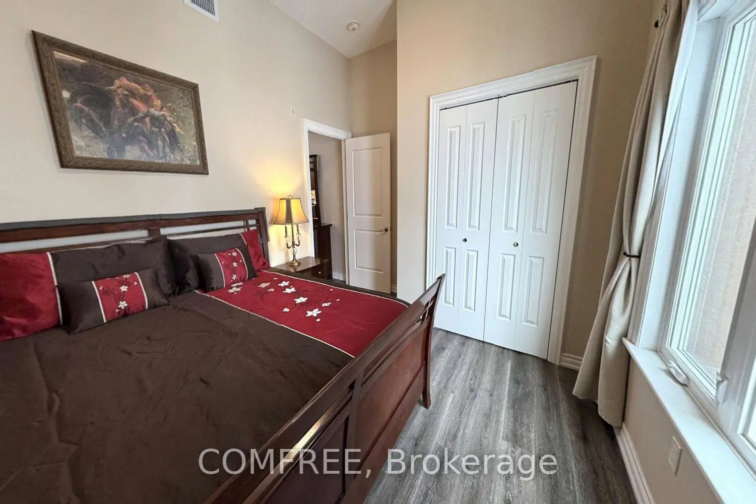 Additional image 19 of 25 King Street 204