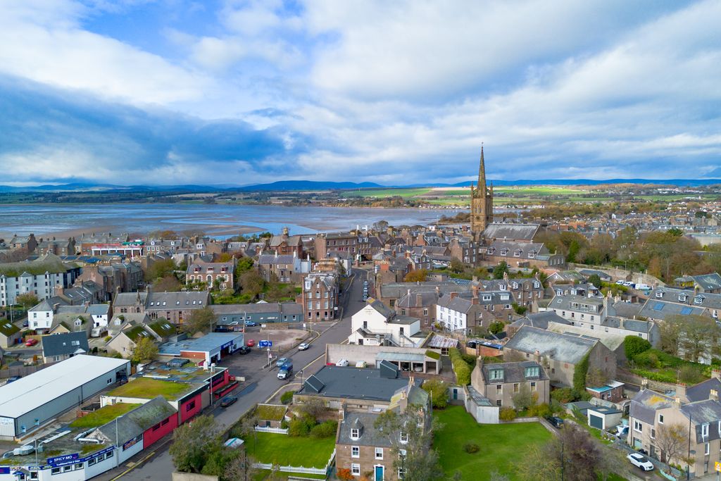 Additional image 28 of 2 bed flat for saleGibson Place, Montrose DD10