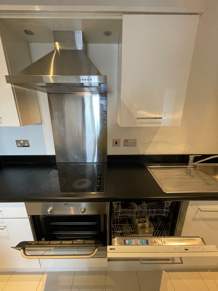 Additional image 15 of 1 Bed Penthouse, Masshouse Plaza, B5, N1 7GU