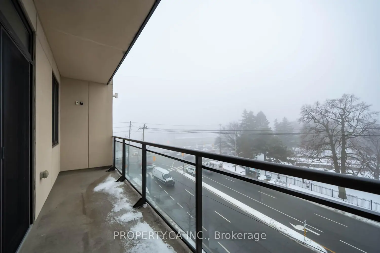 Additional image 9 of 3560 St Clair Avenue 424