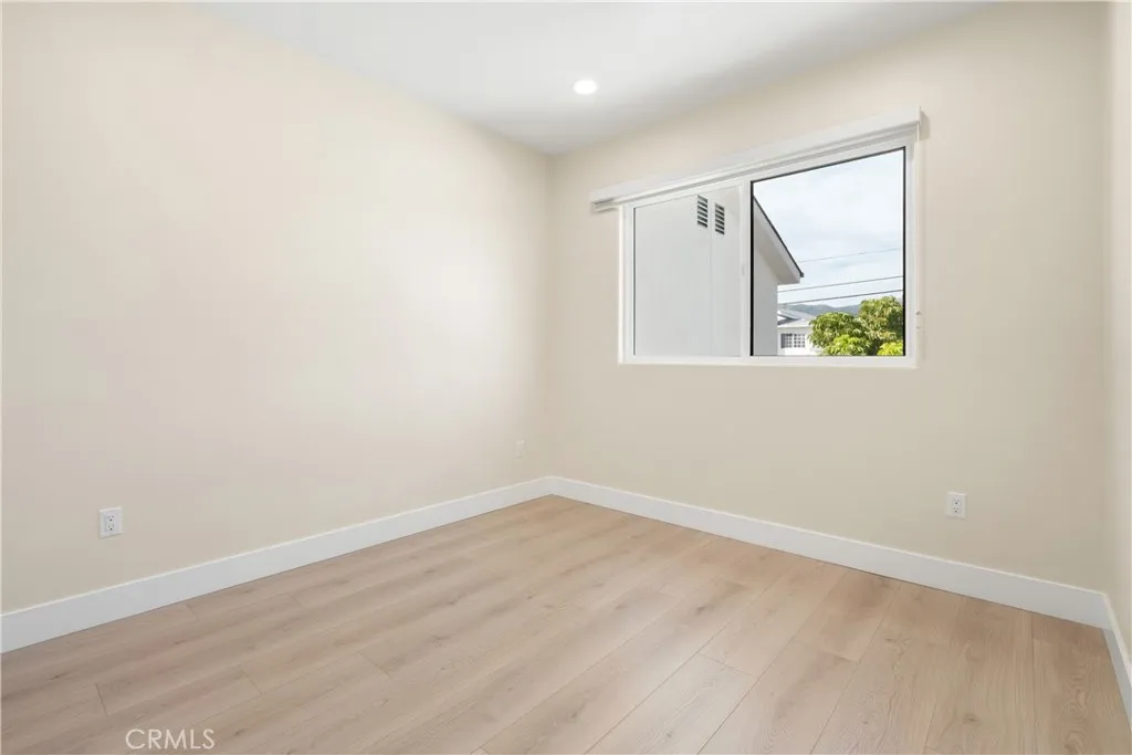 Additional image 16 of 19953 Lassen Street, Chatsworth, CA 91311