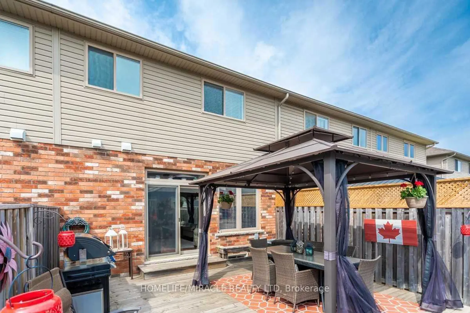 Additional image 20 of 94 Fall Fair Way