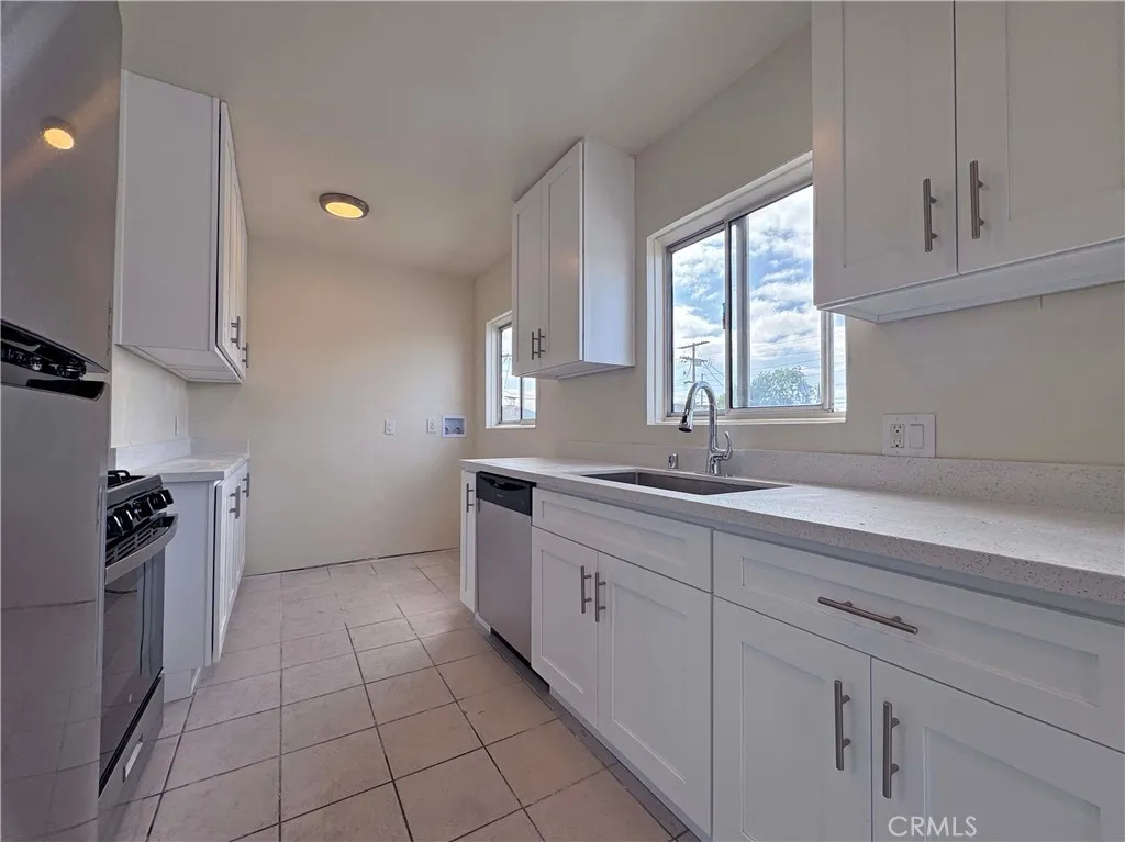 Additional image 17 of 324 E 79th St Unit 3, Los Angeles, CA 90003