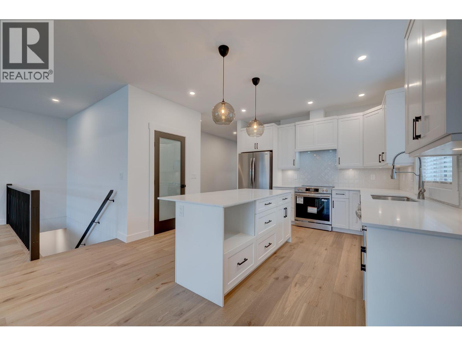 Additional image 5 of 2244 Valleyview Drive, Kamloops, BC, V2C4C7
