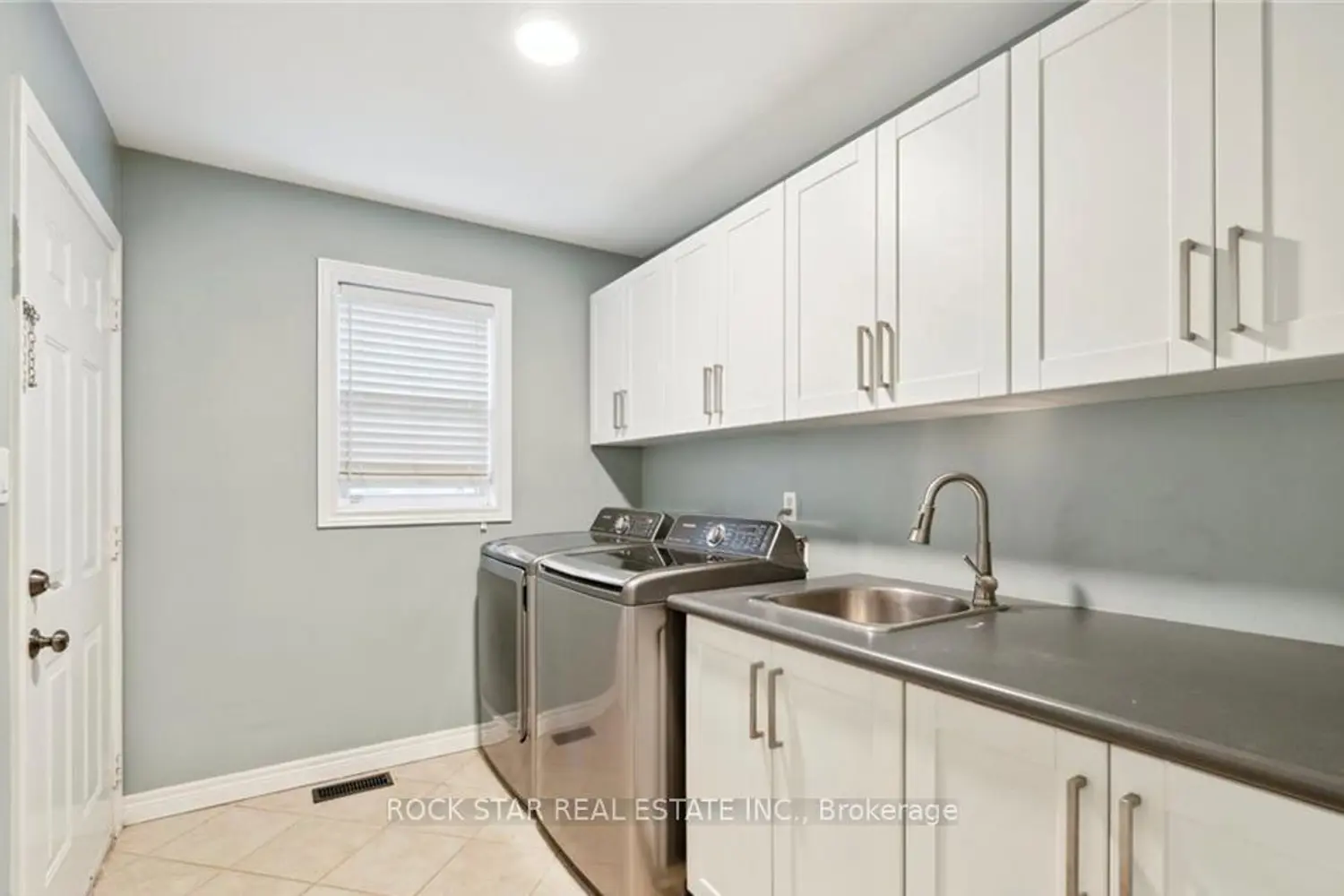 Additional image 10 of 996 Beach Boulevard