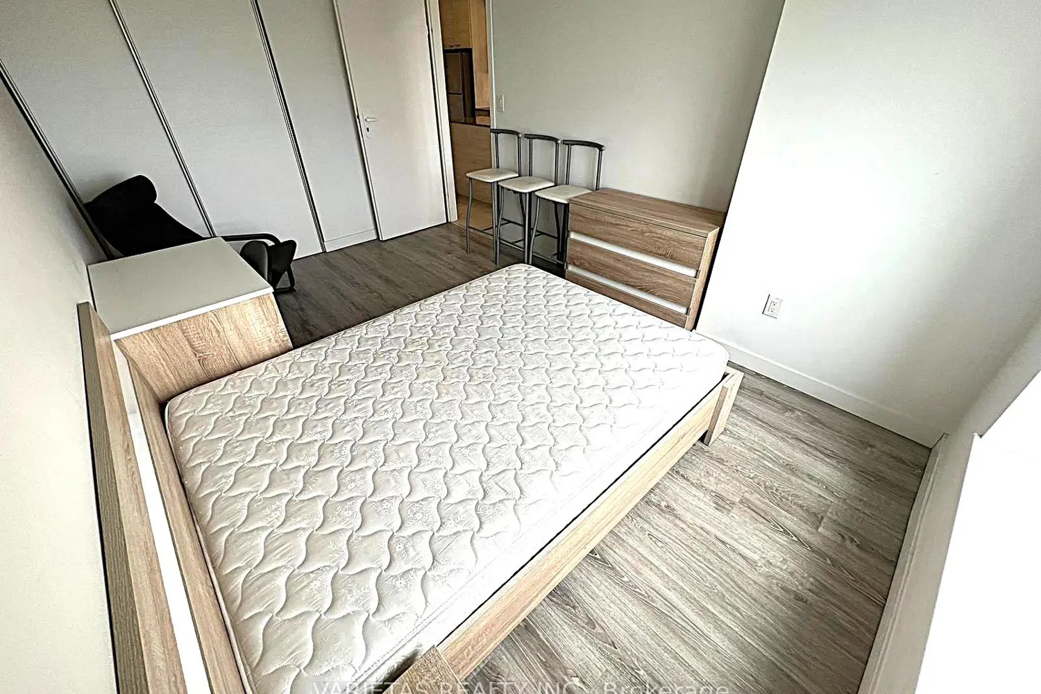 Additional image 9 of 280 Lester Street 522