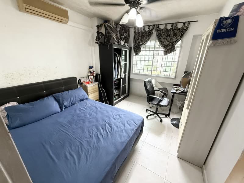 106B Punggol Field photo 4