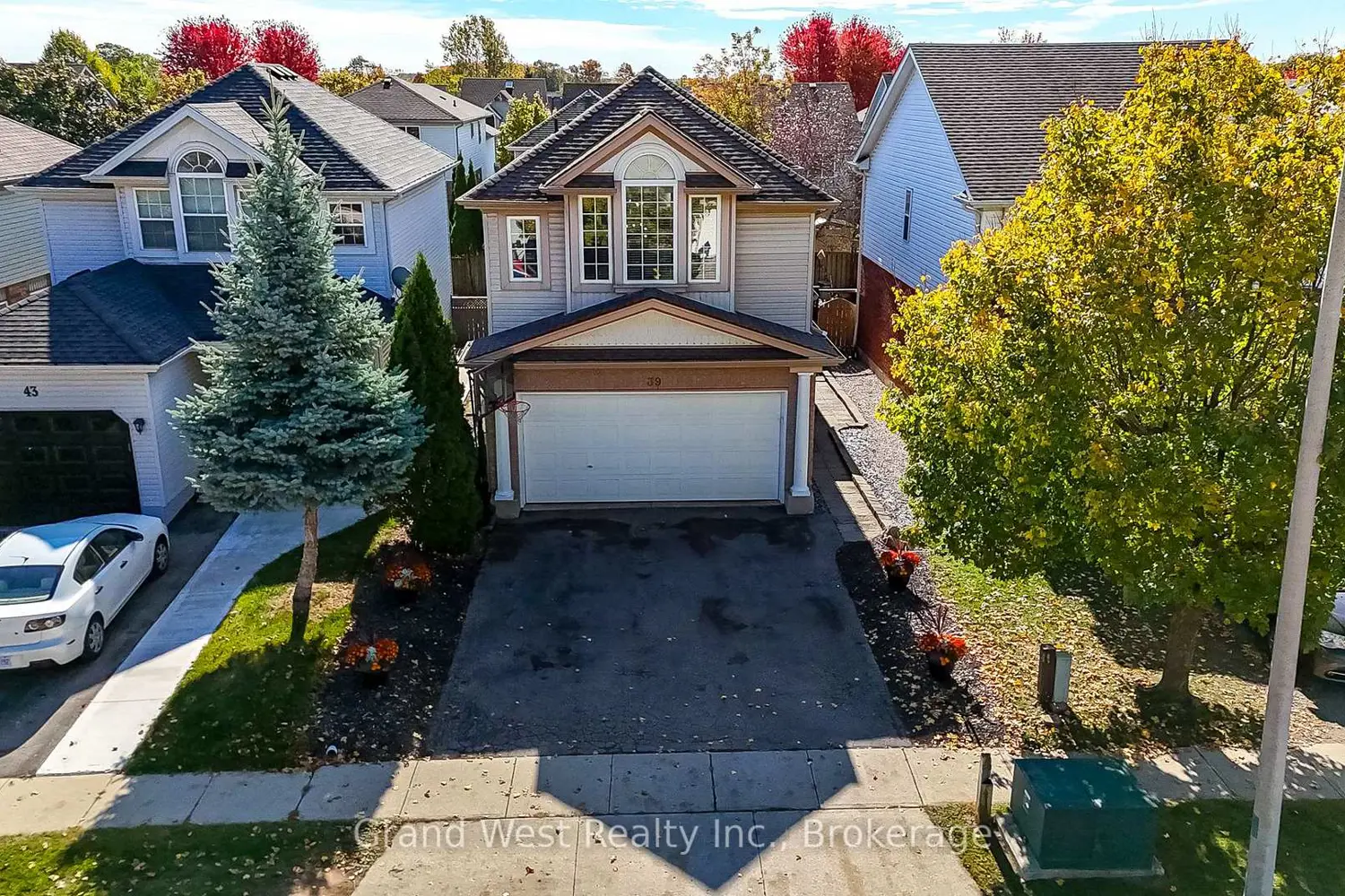 Additional image 2 of 39 Karalee Crescent