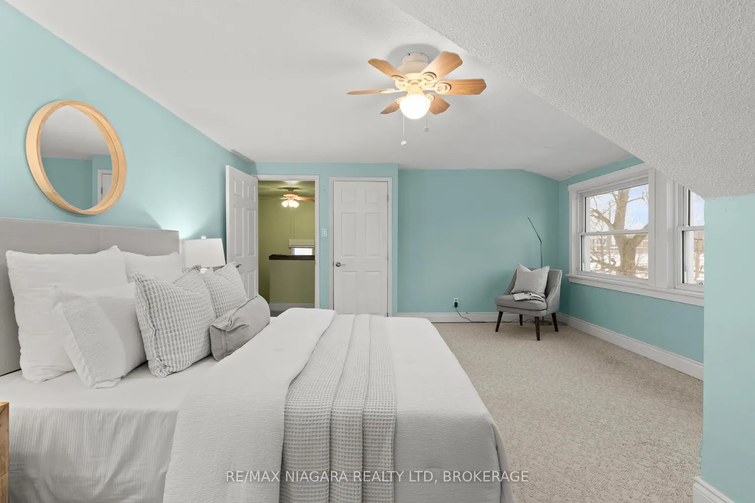 Additional image 8 of 401 Fielden Avenue