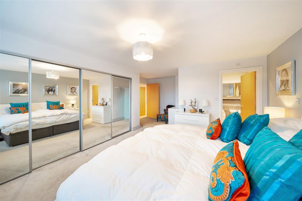 Additional image 11 of 2 bed flat for salePatteson Road, Ipswich IP3