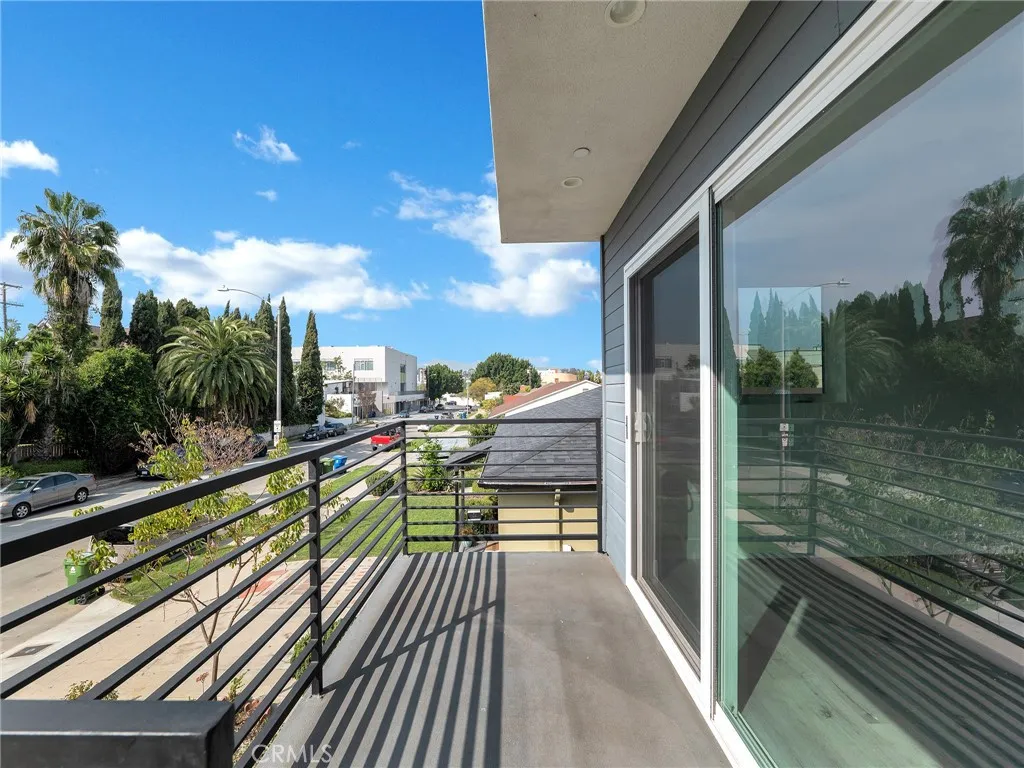 Additional image 24 of 150 S Madison Ave, Los Angeles, CA 90004