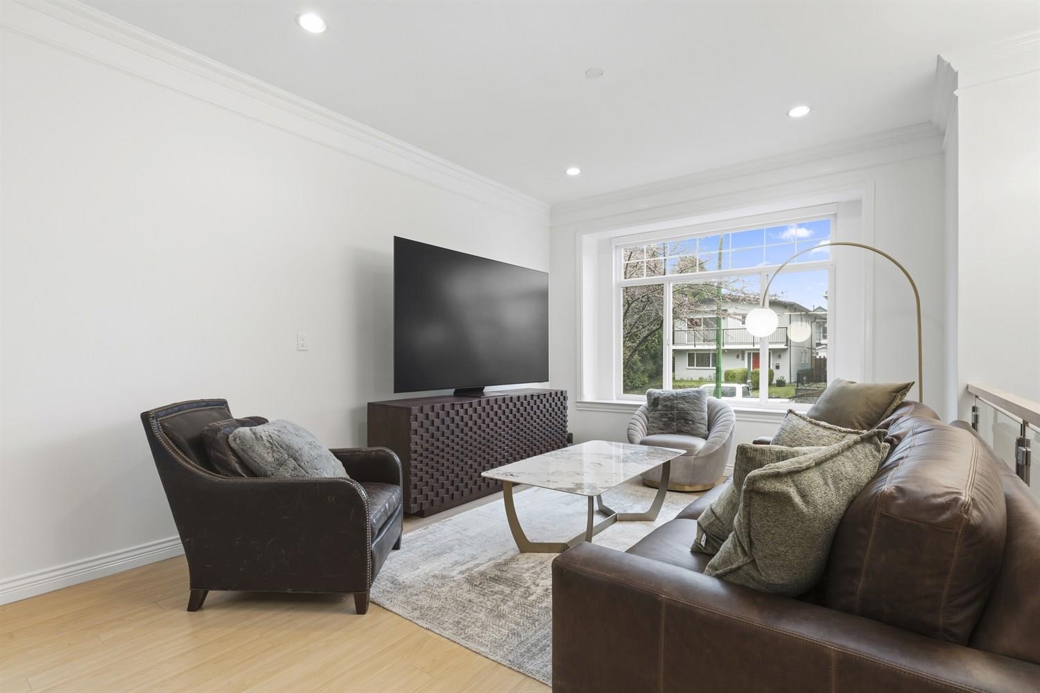 Additional image 2 of 4465 Cambridge Street, Burnaby, BC, V5C 1H6