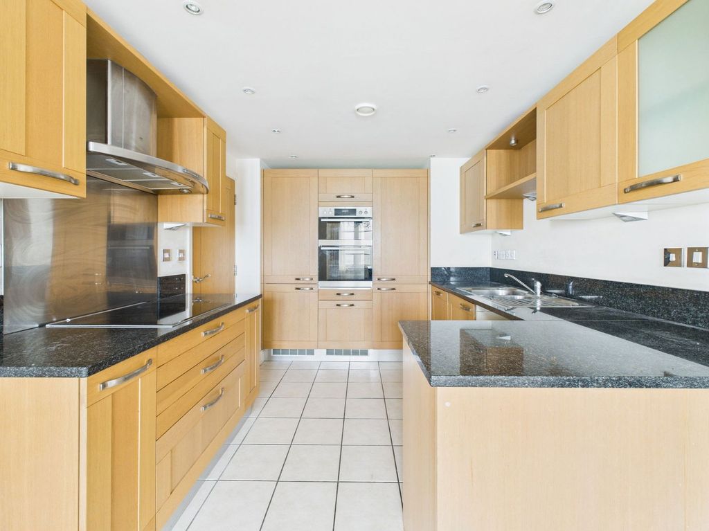 Additional image 5 of 3 bed flat for saleSteyne Gardens, Worthing BN11