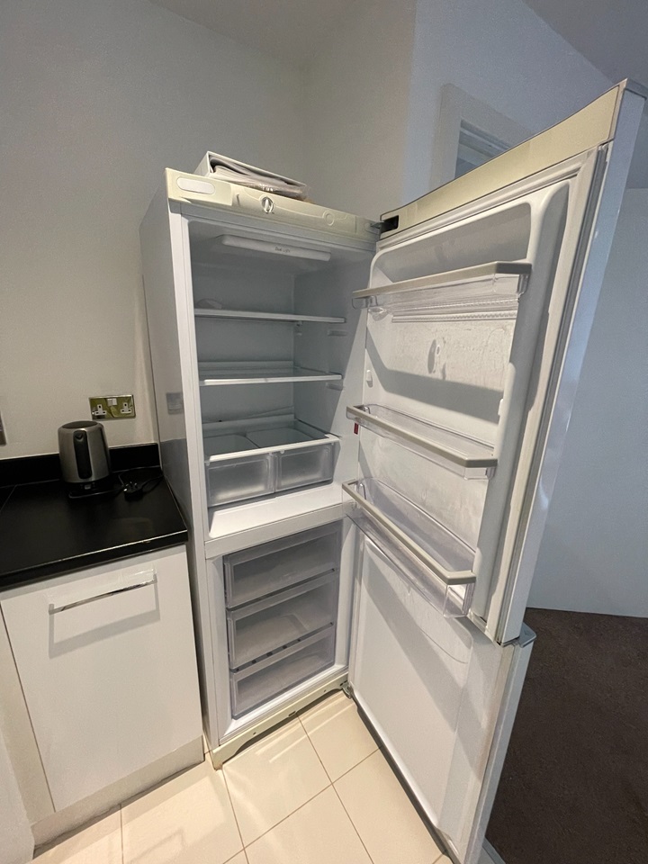 Additional image 6 of 1 Bed Penthouse, Masshouse Plaza, B5, N1 7GU