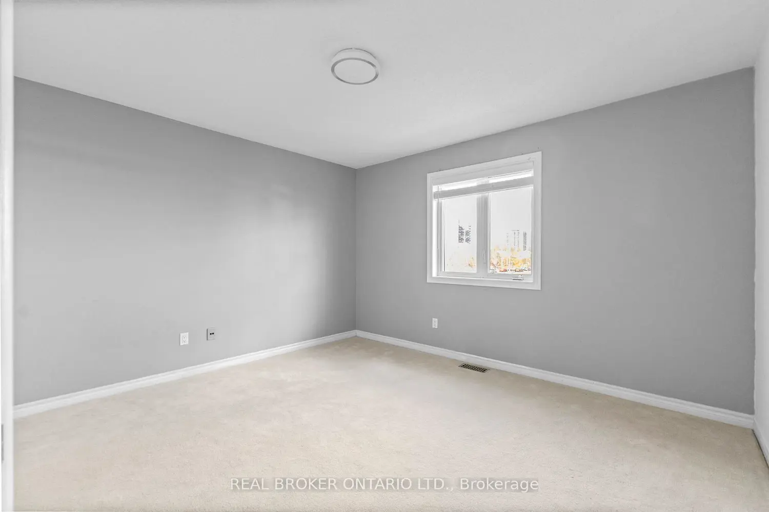 Additional image 11 of 2014 Jasper Avenue