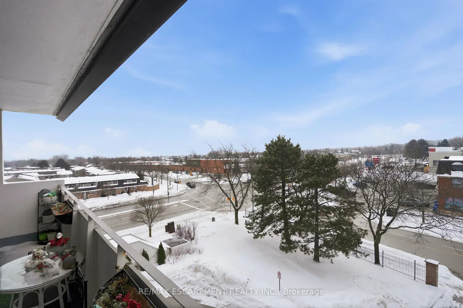 2055 Upper Middle Road 407