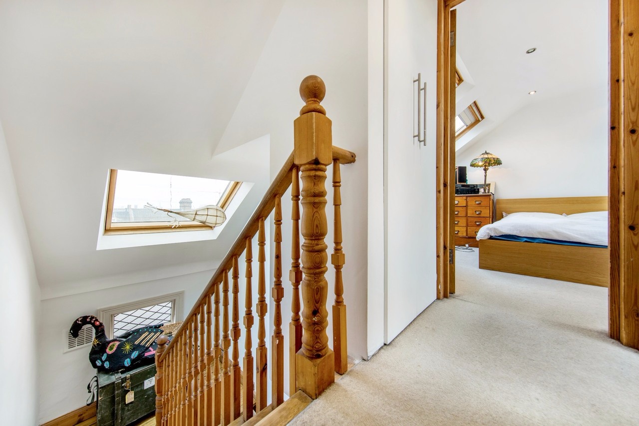 Additional image 6 of 3 Bed Flat, Trent Road, SW2, N1 7GU