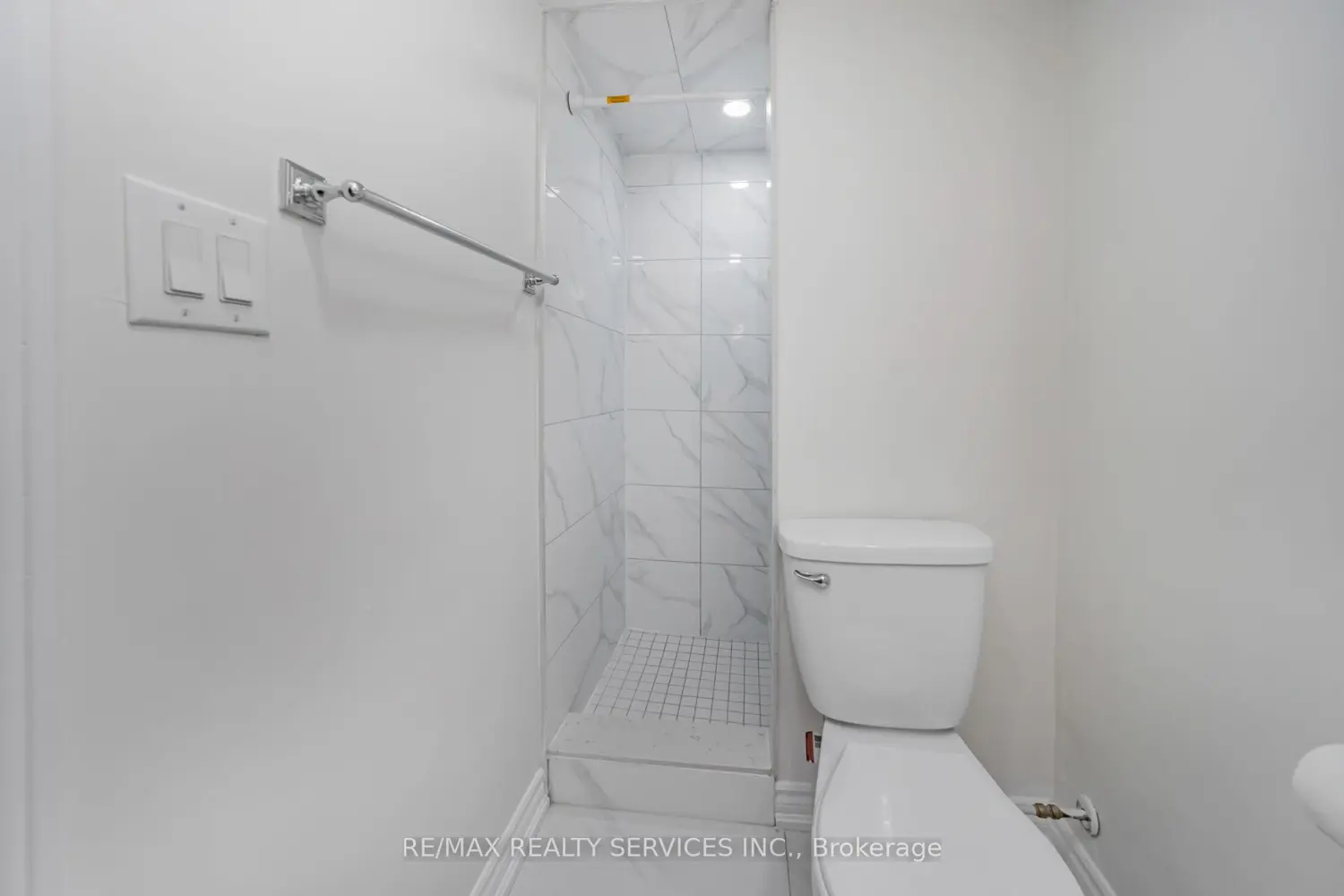 Additional image 18 of 11 Juliette Square