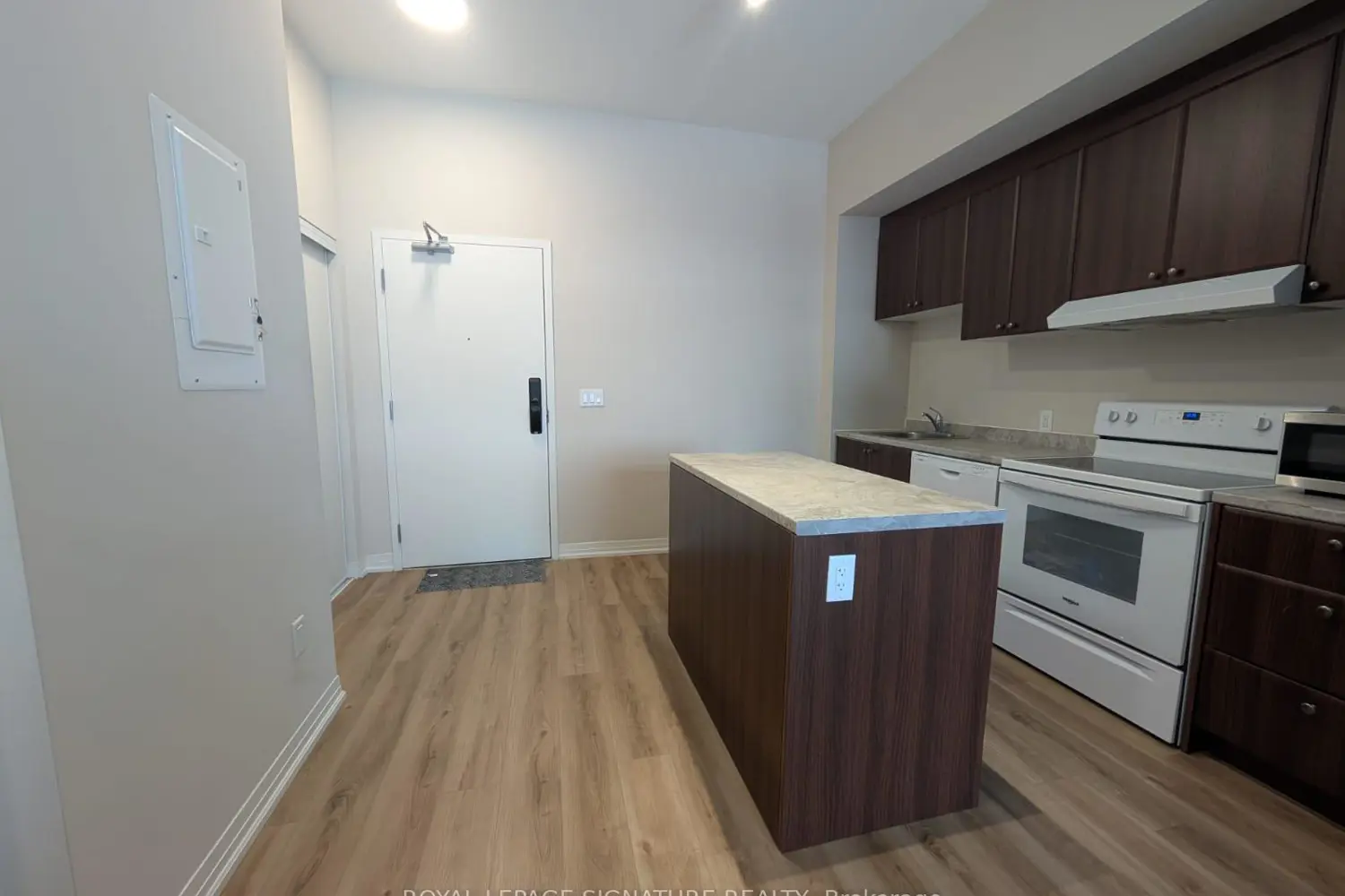 Additional image 17 of 50 Herrick Avenue Up27