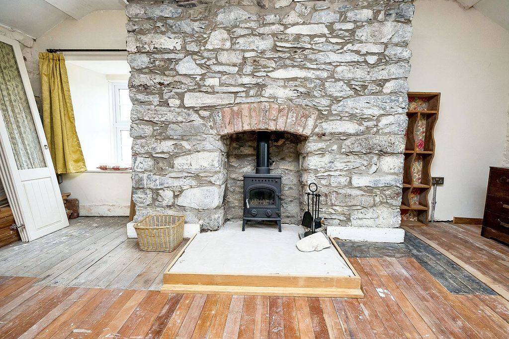 Additional image 27 of 5 bed semi-detached house for saleHigh Street, Conwy LL32