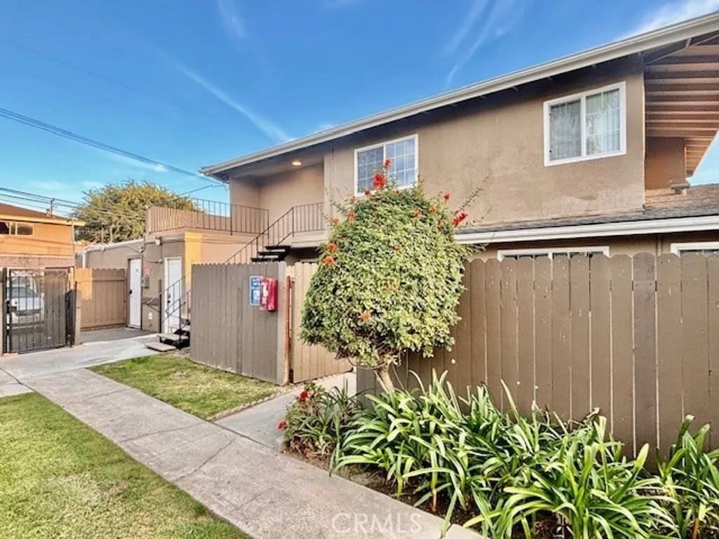 Additional image 23 of 17102 Emerald Ln Unit 1, Huntington Beach, CA 92647