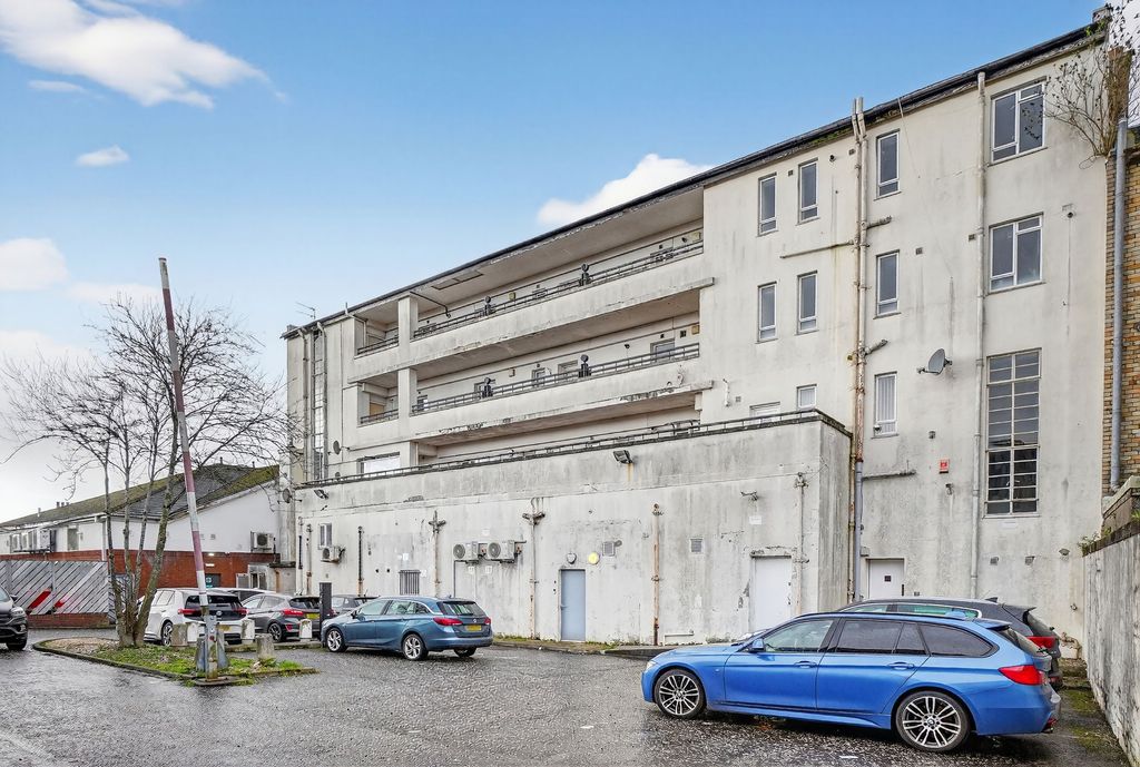 Additional image 14 of 2 bed flat for saleFlat B, 104 Titchfield Street, Kilmarnock KA1