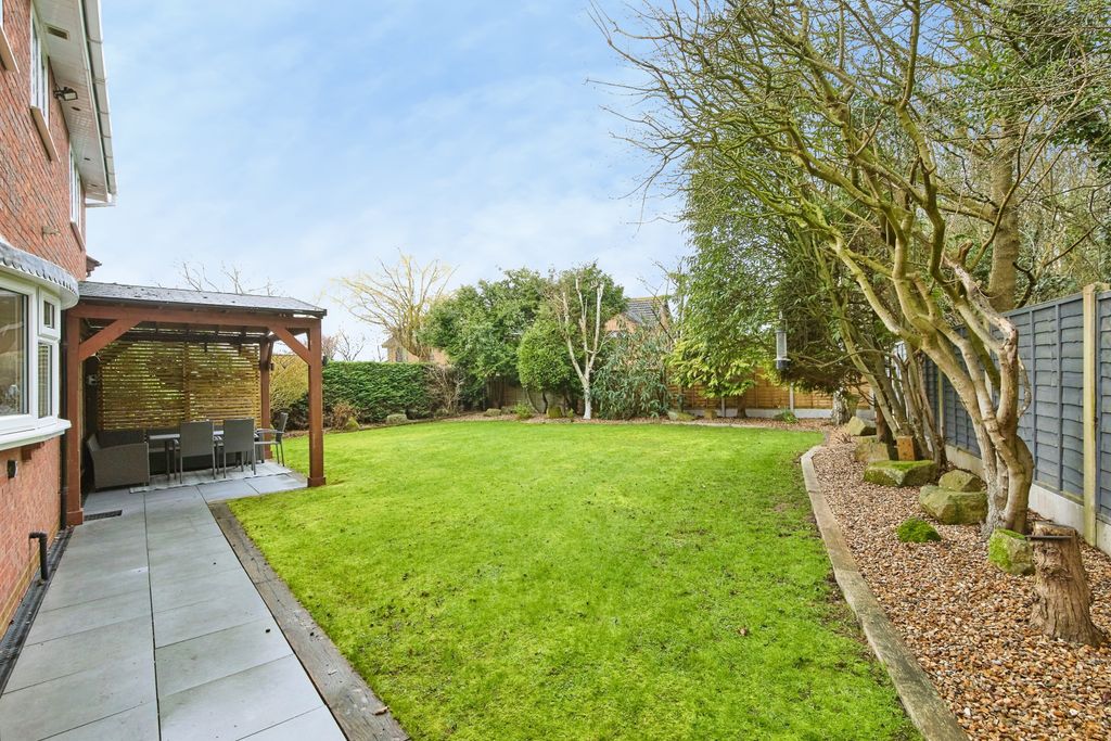 Additional image 18 of 5 bed detached house for saleWentworth Drive, Burton-On-Trent DE13