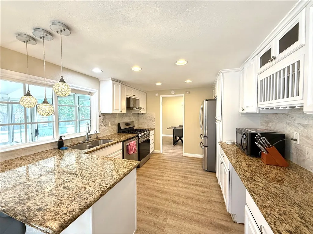 Additional image 10 of 1341 S Pembrooke Ln Unit A, Anaheim, CA 92804