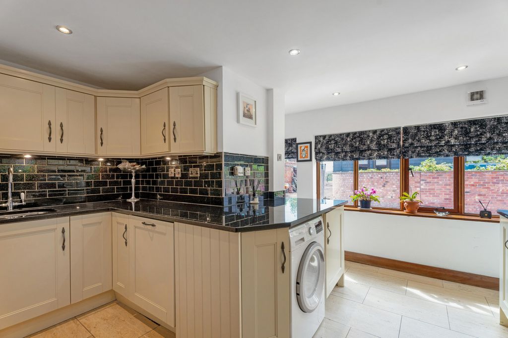 Additional image 7 of 6 bed country house for saleChurch Lane Tibberton Droitwich, Worcestershire WR9