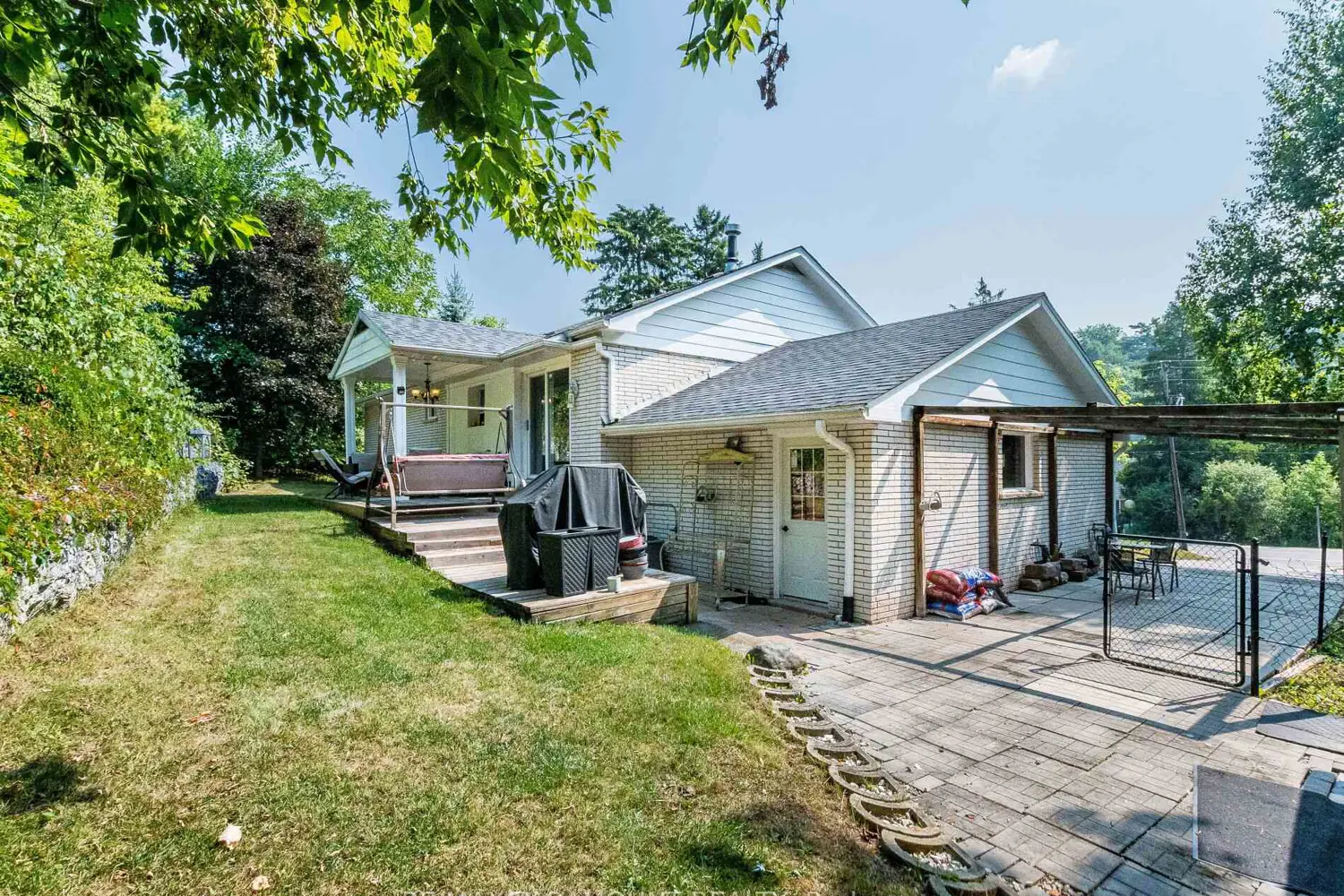 Additional image 15 of 14 King Street