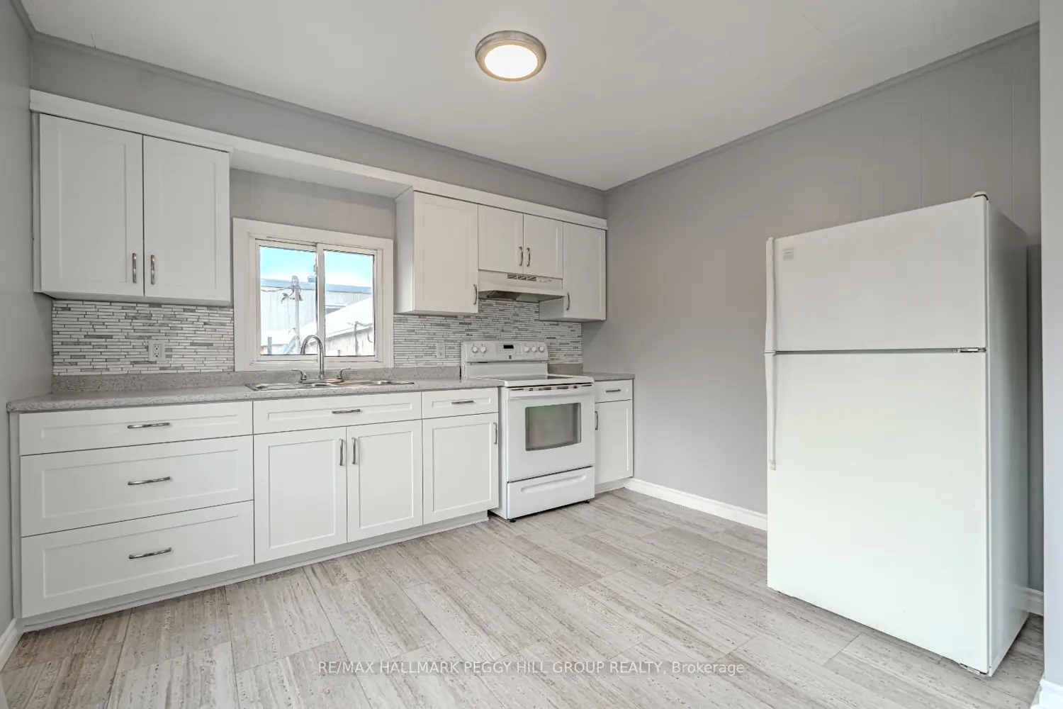 Additional image 16 of 30 Queen Street