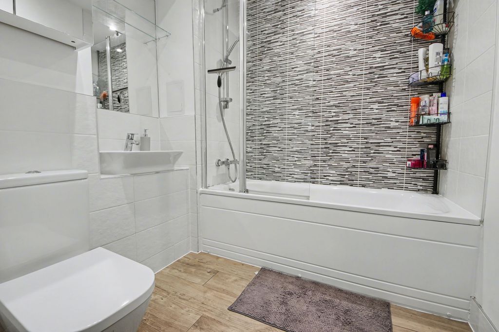 Additional image 5 of 1 bed flat for saleKeel Road, Centenary Quay SO19