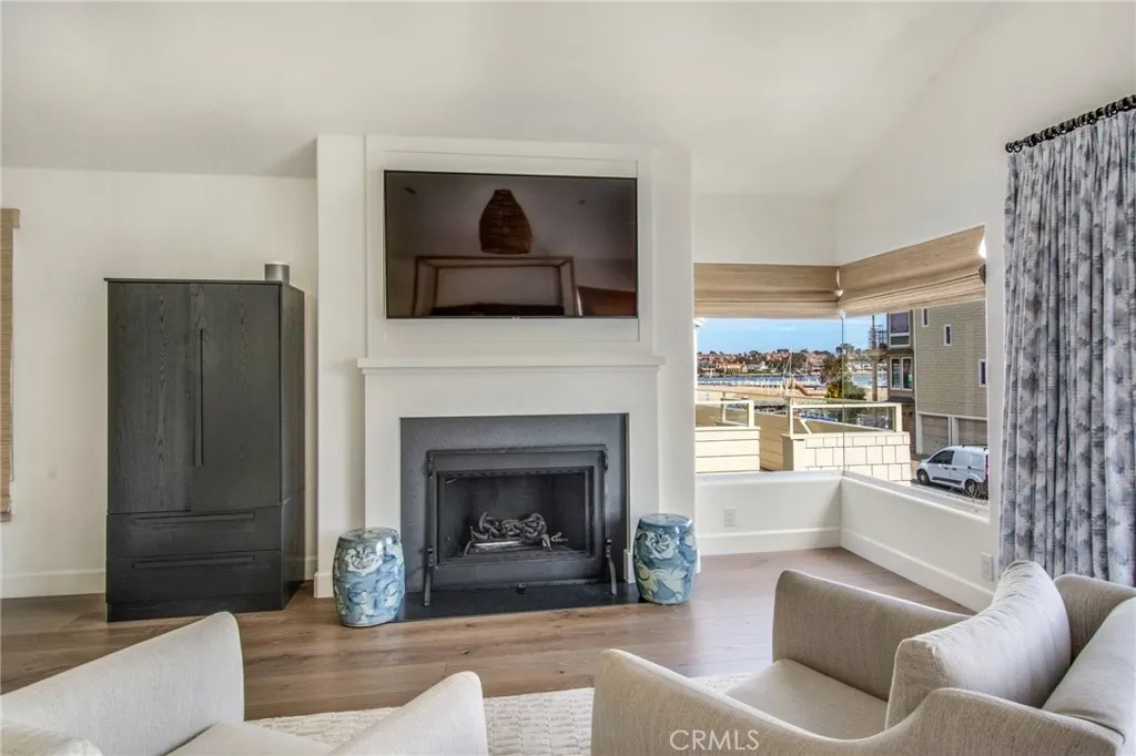 Additional image 6 of 327 Anade Ave, Newport Beach, CA 92661