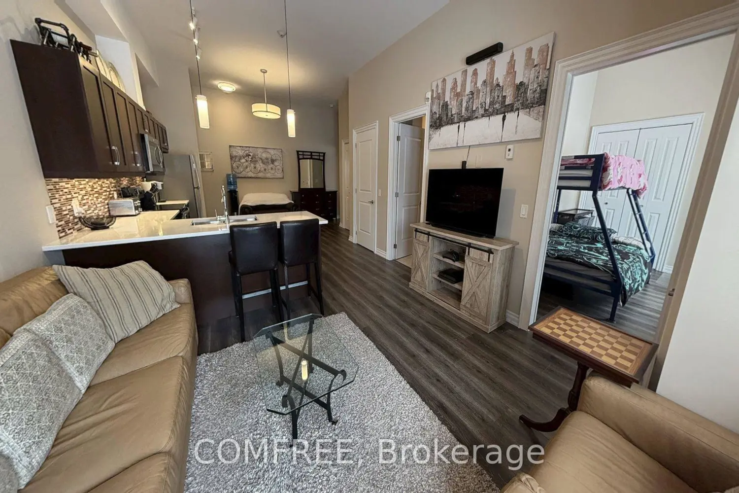 Additional image 13 of 25 King Street 204