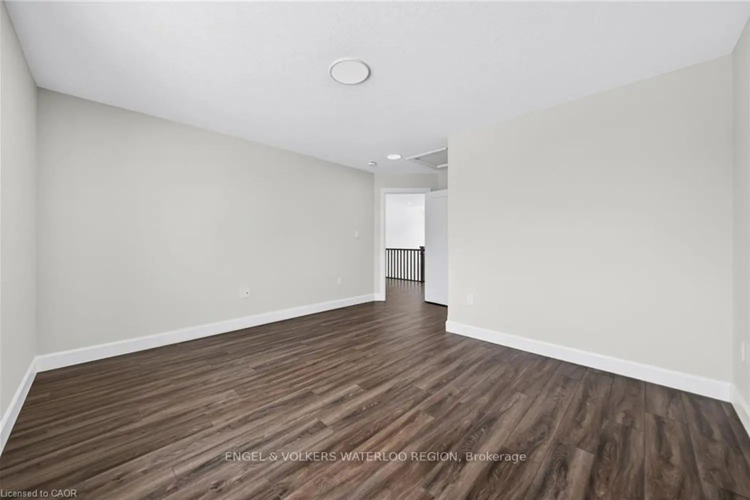 Additional image 17 of 3202 Vivian Line 45