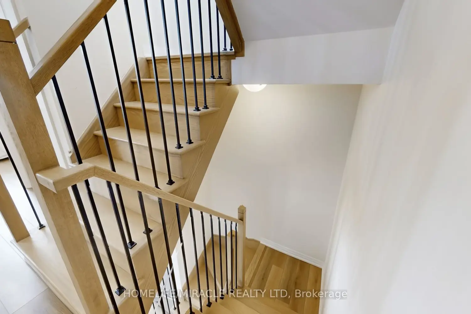 Additional image 12 of 1577 Rose Way 416